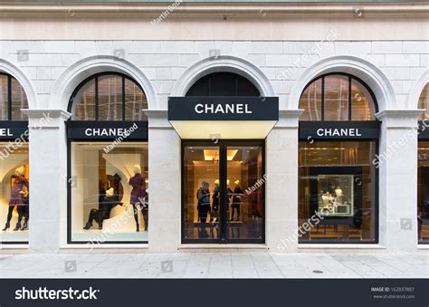 chanel kleding outlet|chanel outlet online store.